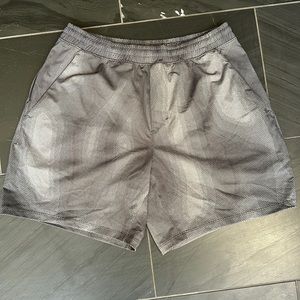 Lululemon Pace Breaker Linerless 7” Short